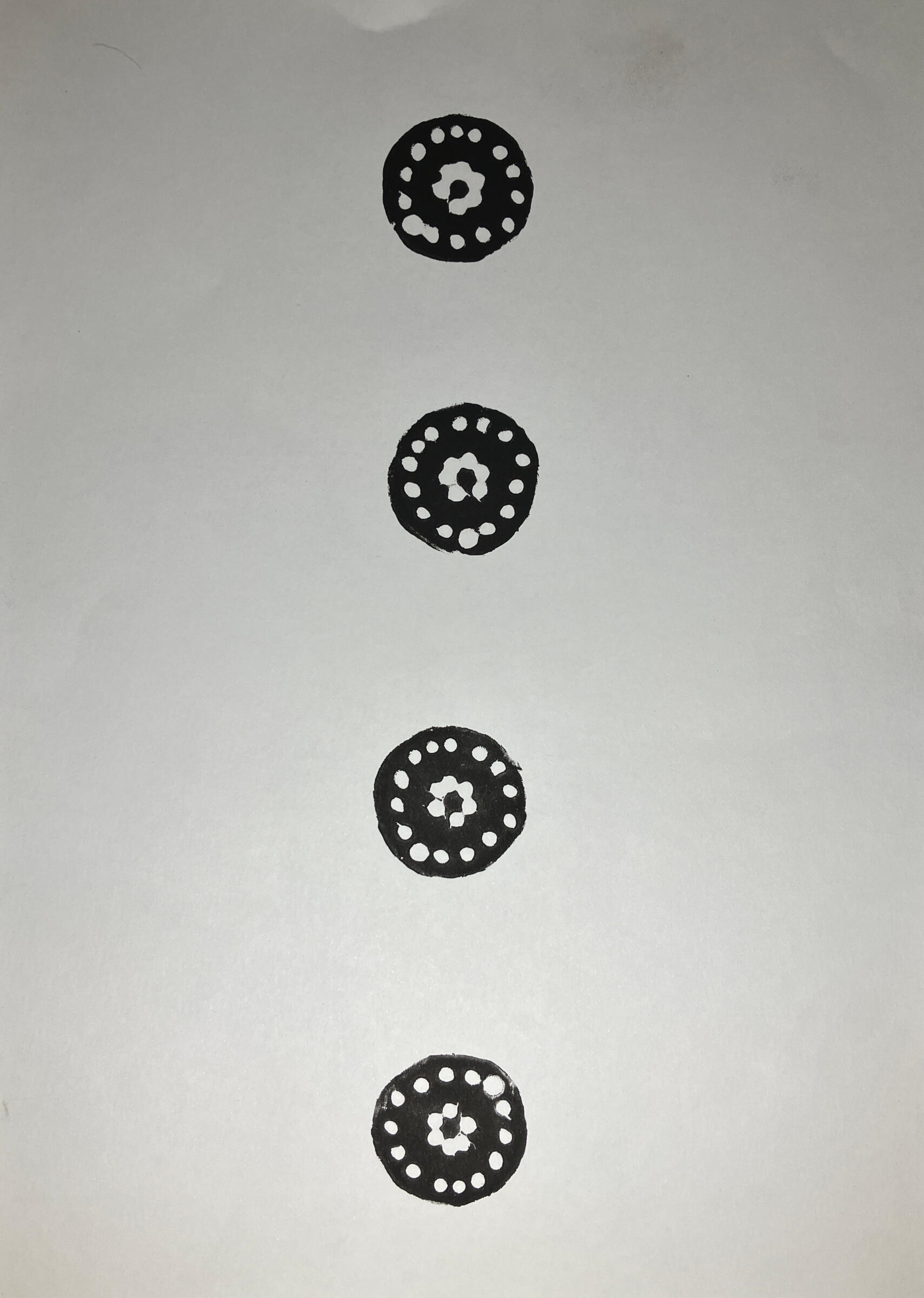 Gravura em matriz feita com porcelana fria